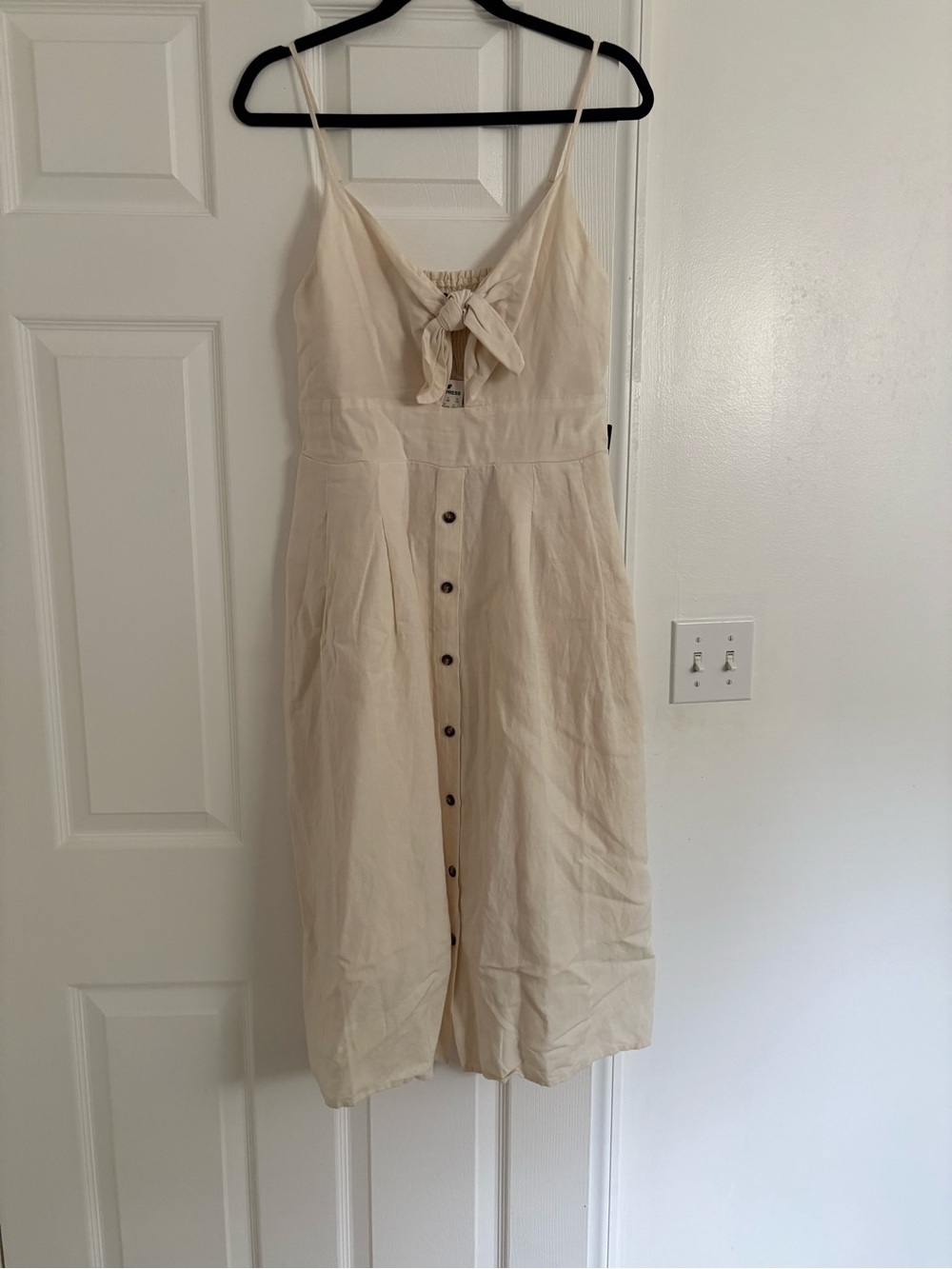 Express Cream Button-Front Spaghetti Strap Midi Dress